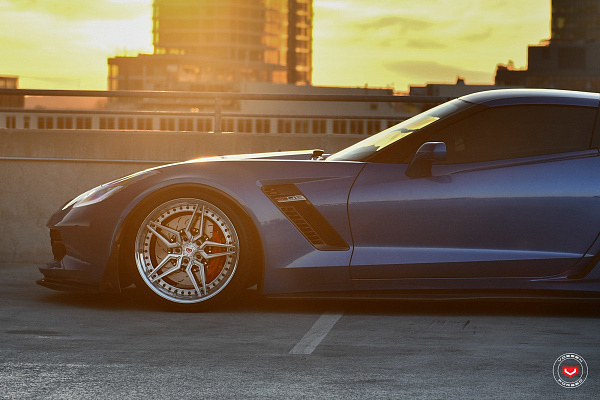 Фото дисков Vossen M-X1 (3-Piece) Глянцевый лак на Chevrolet Corvette C7