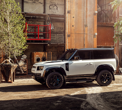 Фото дисков Vossen UV-X на Land Rover Defender II