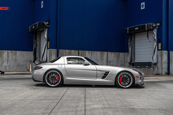 Фото дисков Anrky AN34 Черный сатин на Mercedes-Benz SLS AMG