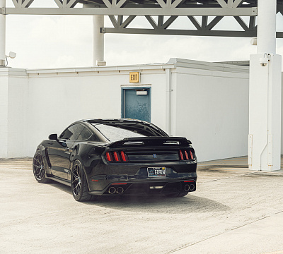 Фото дисков Vossen HF-5 на Ford Mustang VI