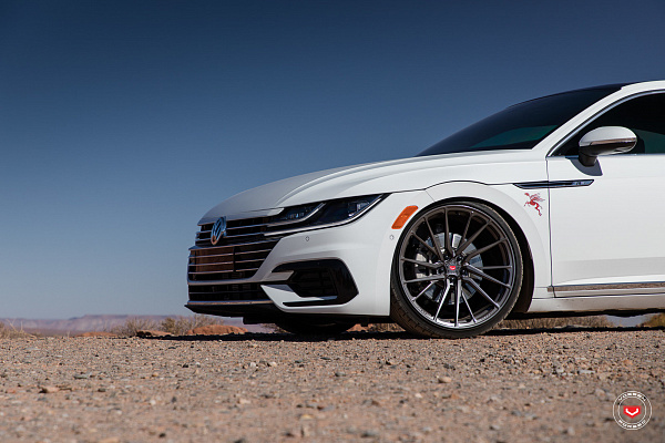 Фото дисков Vossen M-X4T Глянцевый темный лак на Volkswagen Arteon