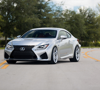 Фото дисков Vossen VFS-5 на Lexus RC