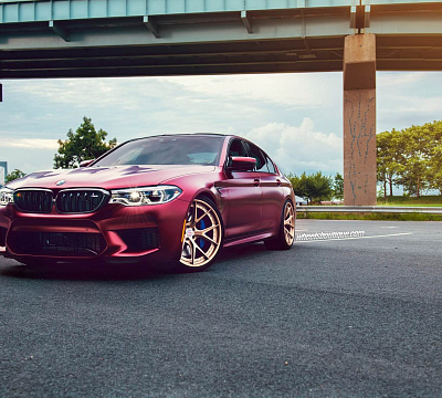 Фото дисков HRE S101 на BMW 5/M5 (G30/F90)