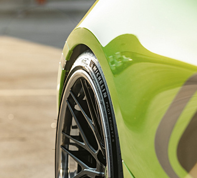 Фото дисков Strasse Wheels SV10M Deep Concave FS на McLaren 720S