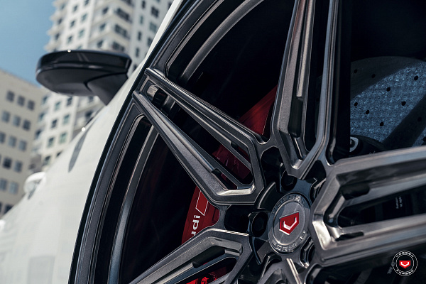 Фото дисков Vossen EVO-1R Глянцевый темный лак на Audi A/RS 6 (C8)