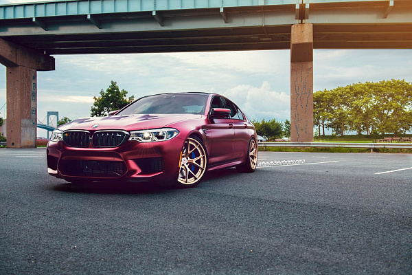 Фото дисков HRE S101 Сатиновое золото на BMW 5/M5 (G30/F90)