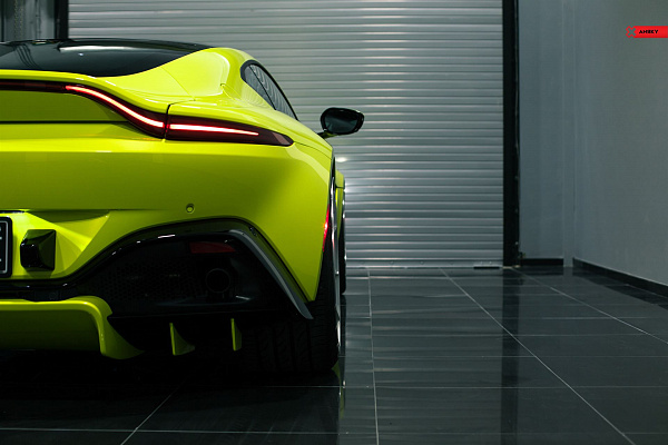 Фото дисков Anrky AN18 Глянцевый лак на Aston Martin Vantage 4