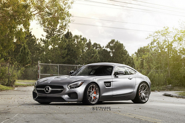 Фото дисков Strasse Wheels SM5R Deep Concave Monoblock Сатиновый темный лак на Mercedes-Benz AMG GT I