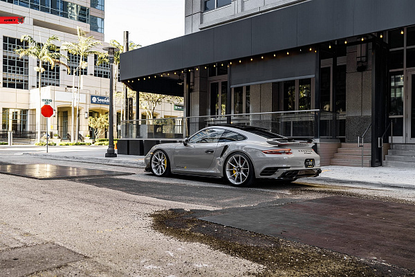 Фото дисков Anrky AN12 Глянцевый лак на Porsche 911 VII