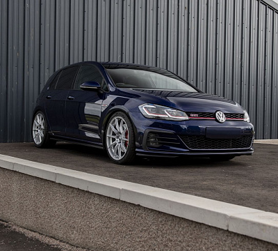 Фото дисков Bola FLB на Volkswagen Golf VII