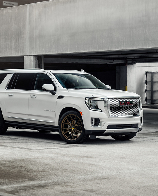 Фото дисков HF6-4 Сатиновая бронза на GMC Yukon V