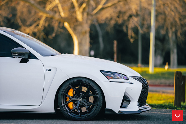 Фото дисков Vossen HF-5 Черный сатин на Lexus GS IV