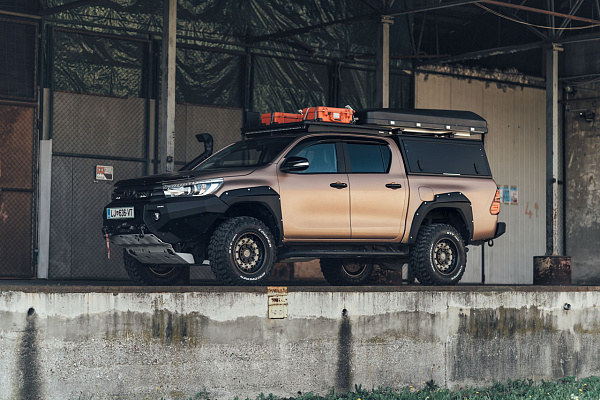 Фото дисков Black Rhino ARSENAL  на Toyota Hilux VIII