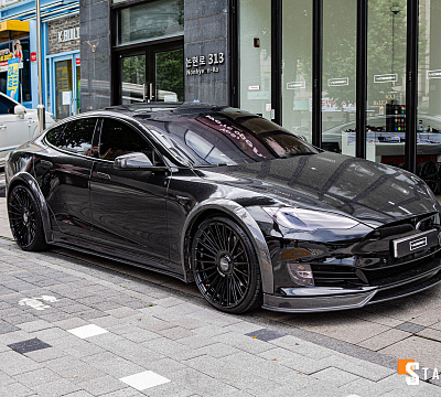 Фото дисков Vossen HF-8 на Tesla Model S