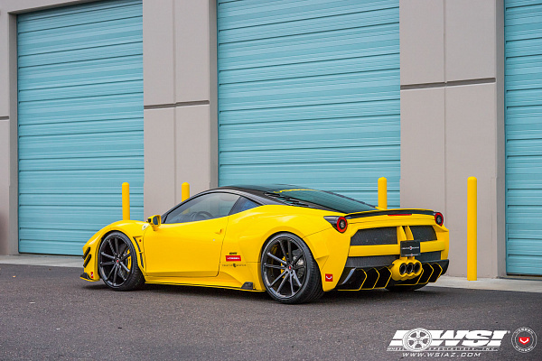 Фото дисков Vossen CG-203 Черный глянец на Ferrari 458