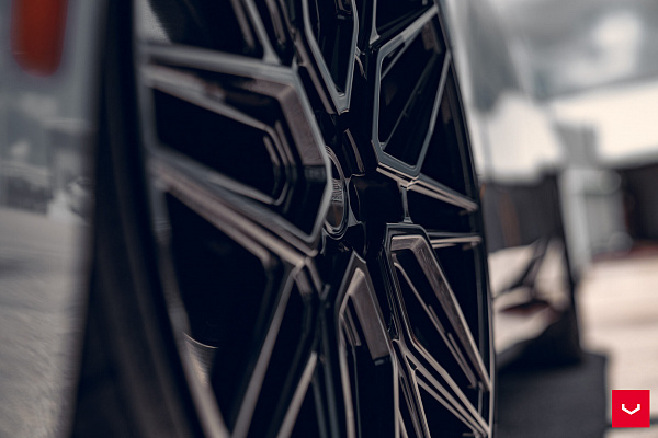 Фото дисков Vossen HF-7 Черный глянец на BMW 5/M5 (G60/G90)