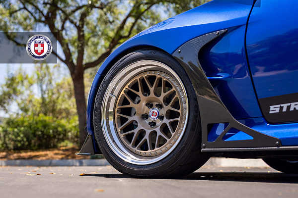 Фото дисков HRE 300 Глянцевая шампань на Subaru BRZ II