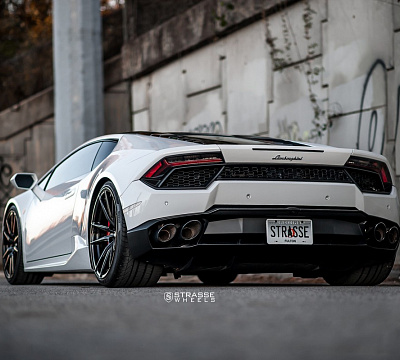 Фото дисков Strasse Wheels SV1 Deep Concave Monoblock на Lamborghini Huracan