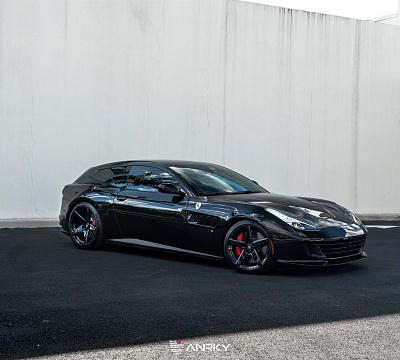 Фото дисков Anrky RS5.1 на Ferrari GTC4Lusso