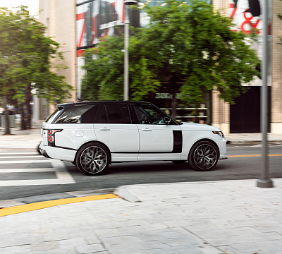 Фото дисков Vossen HF-2 на Range Rover IV
