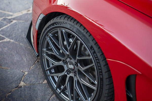 Фото дисков Bola B17 Глянцевый графит на Toyota GR86