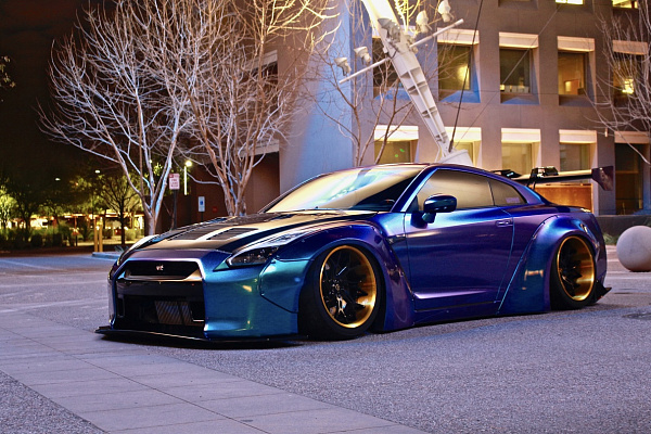 Фото дисков Savini SV72 Черный глянец на Nissan GT-R
