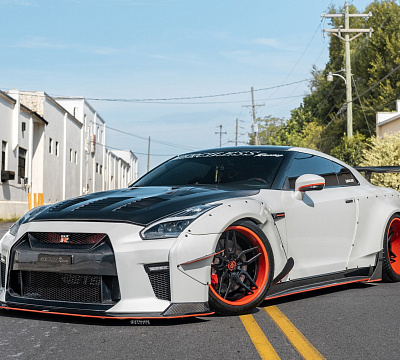 Фото дисков Strasse Wheels SV4 Deep Concave FS на Nissan GT-R