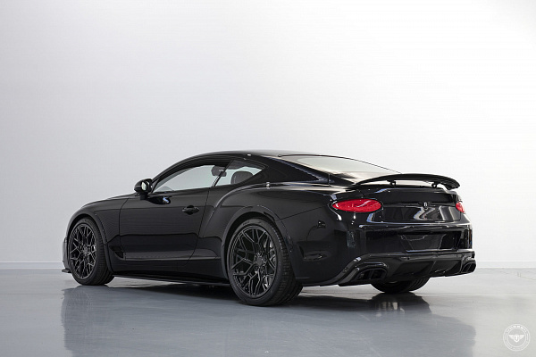 Фото дисков Vossen UV-1 Черный глянец на Bentley Continental GT III
