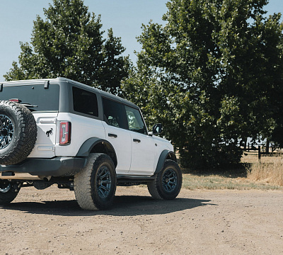 Фото дисков Black Rhino DIAMONDBACK на Ford Bronco
