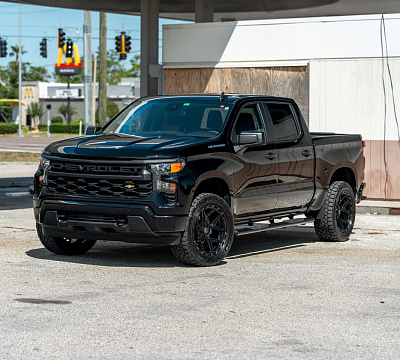 Фото дисков 4PLAY 4P55 на Chevrolet Silverado IV