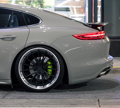 Фото дисков Anrky AN39 на Porsche Panamera III