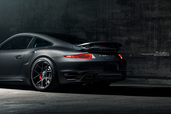 Фото дисков Brixton Forged CM5-R Черный сатин на Porsche 911 VII
