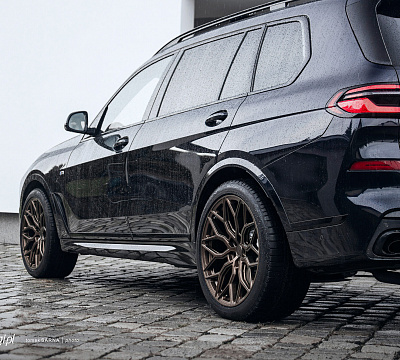 Фото дисков Vossen HF-2 на BMW X7 (G07)