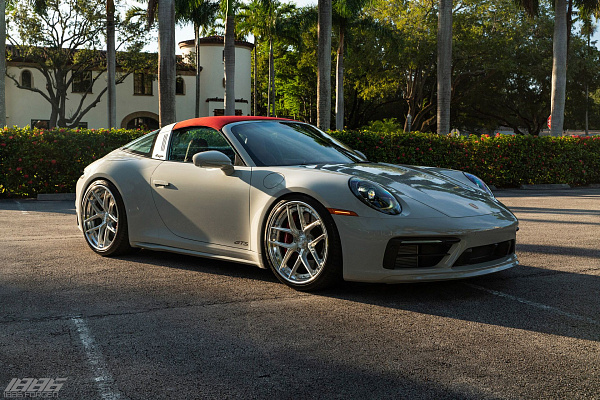 Фото дисков 1886 Wheels S007 Глянцевый лак на Porsche 911 VIII