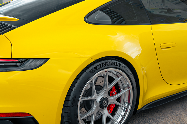 Фото дисков Strasse Wheels SM5R Deep Concave FS Сатиновый темный лак на Porsche 911 VIII