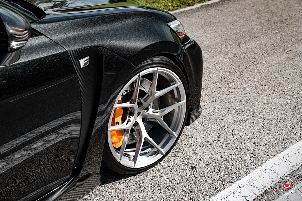 Фото дисков Vossen S21-01 Глянцевый тонированный лак на Ferrari 488