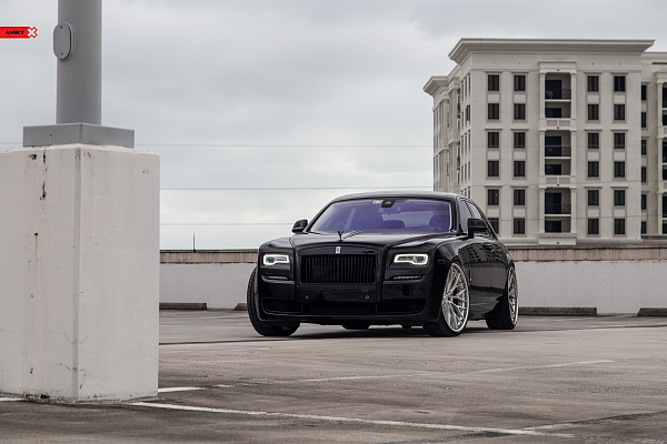 Фото дисков Anrky AN30 Глянцевый лак на Rolls-Royce Ghost I
