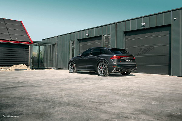 Audi RSQ8
