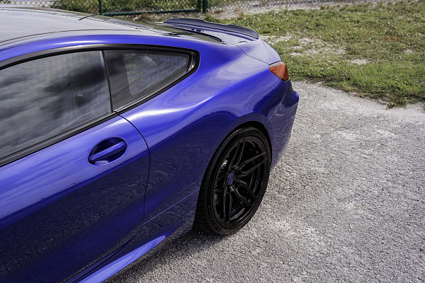 Фото дисков Strasse Wheels SV4 Deep Concave Duoblock Черный глянец на BMW 8/M8