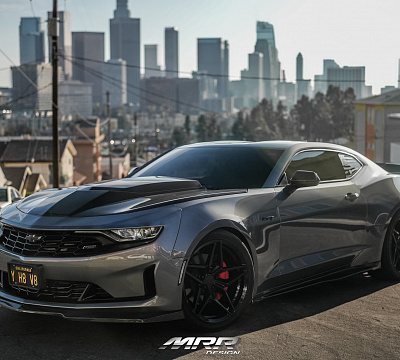 Фото дисков MRR M755 на Chevrolet Camaro VI
