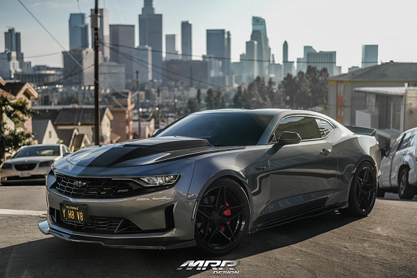 Фото дисков MRR M755 Черный глянец на Chevrolet Camaro VI