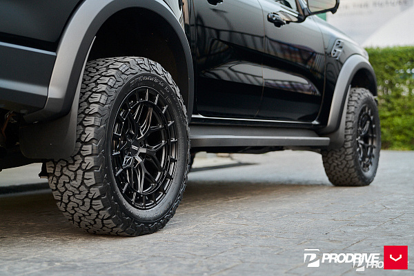 Фото дисков Vossen HFX-1 (6-Lug) Черный глянец на Ford Ranger T6.2