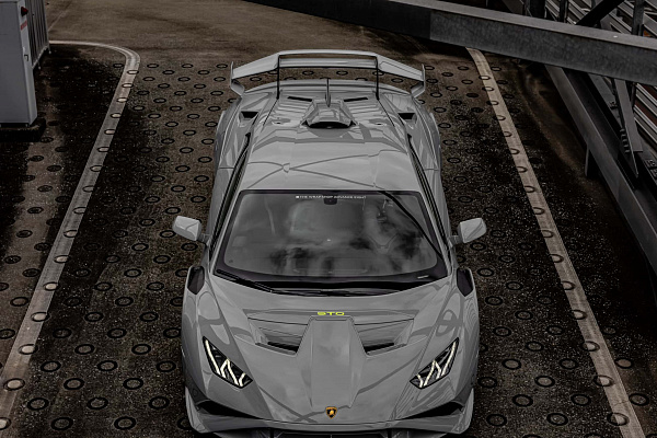 Фото дисков Brixton Forged PF14 R / RS Другой цвет на Lamborghini Huracan