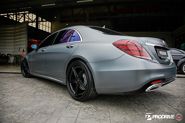Фото дисков Vossen M-X5 (3-Piece) Черный сатин на Mercedes-Benz S-Class (W222, C217)