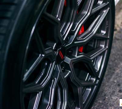 Фото дисков Vossen HF-2 на Jeep Grand Cherokee IV