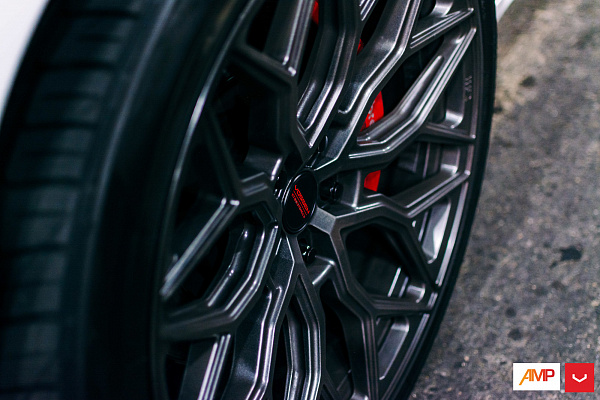 Фото дисков Vossen HF-2 Сатиновый графит на Jeep Grand Cherokee IV