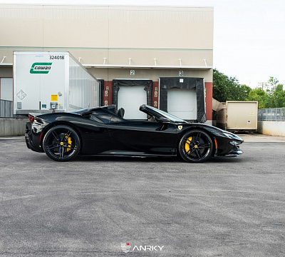 Фото дисков Anrky AN17 на Ferrari SF90