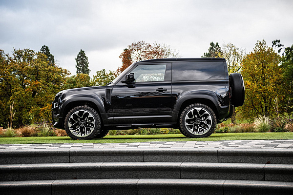 Фото дисков Kahn Type 60 RS2 Алмазная проточка на Land Rover Defender II