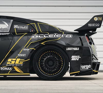 Фото дисков Rotiform LHR на Nissan GT-R