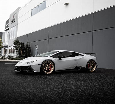 Фото дисков Anrky AN28 на Lamborghini Huracan